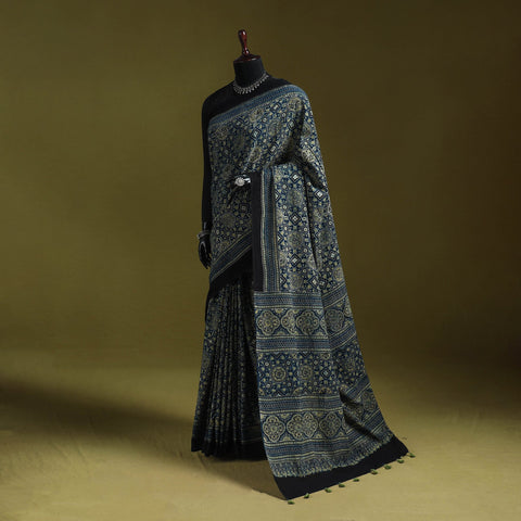 Kutch hand block print natural dyed pure mul cotton ajrakh