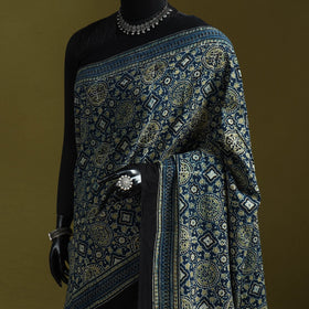 Kutch hand block print natural dyed pure mul cotton ajrakh