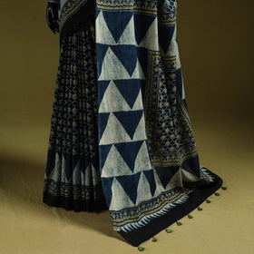Kutch hand block print natural dyed pure mul cotton ajrakh