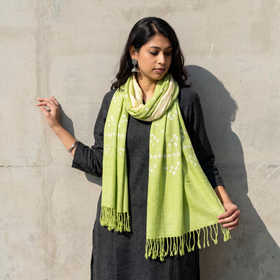 Green Kutch Handwoven Bagida Merino Wool Bandhani Stole, worn by a woman, AI visual of the stole, iTokri