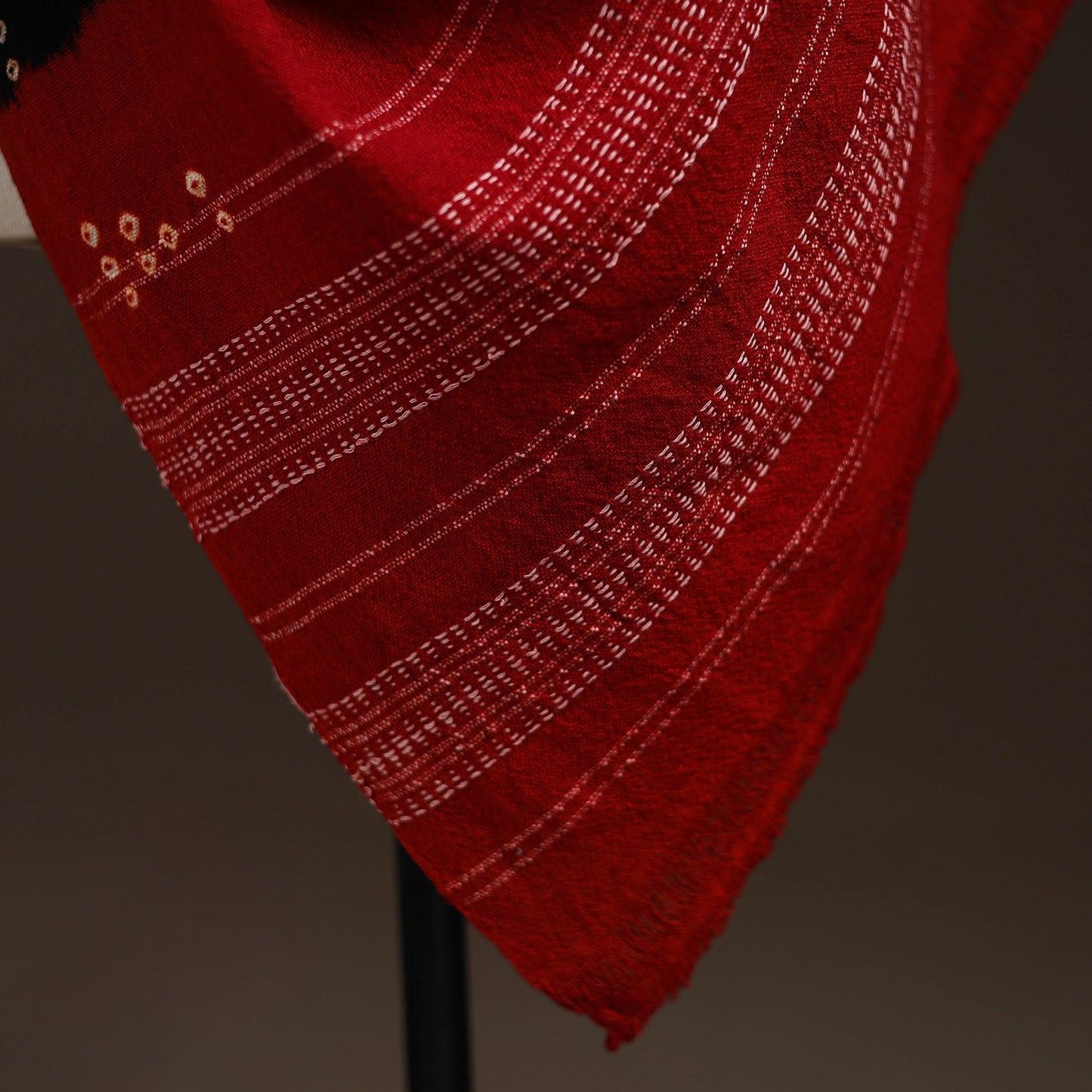 Kutch handwoven bandhani merino wool shawl 01 - handcrafted