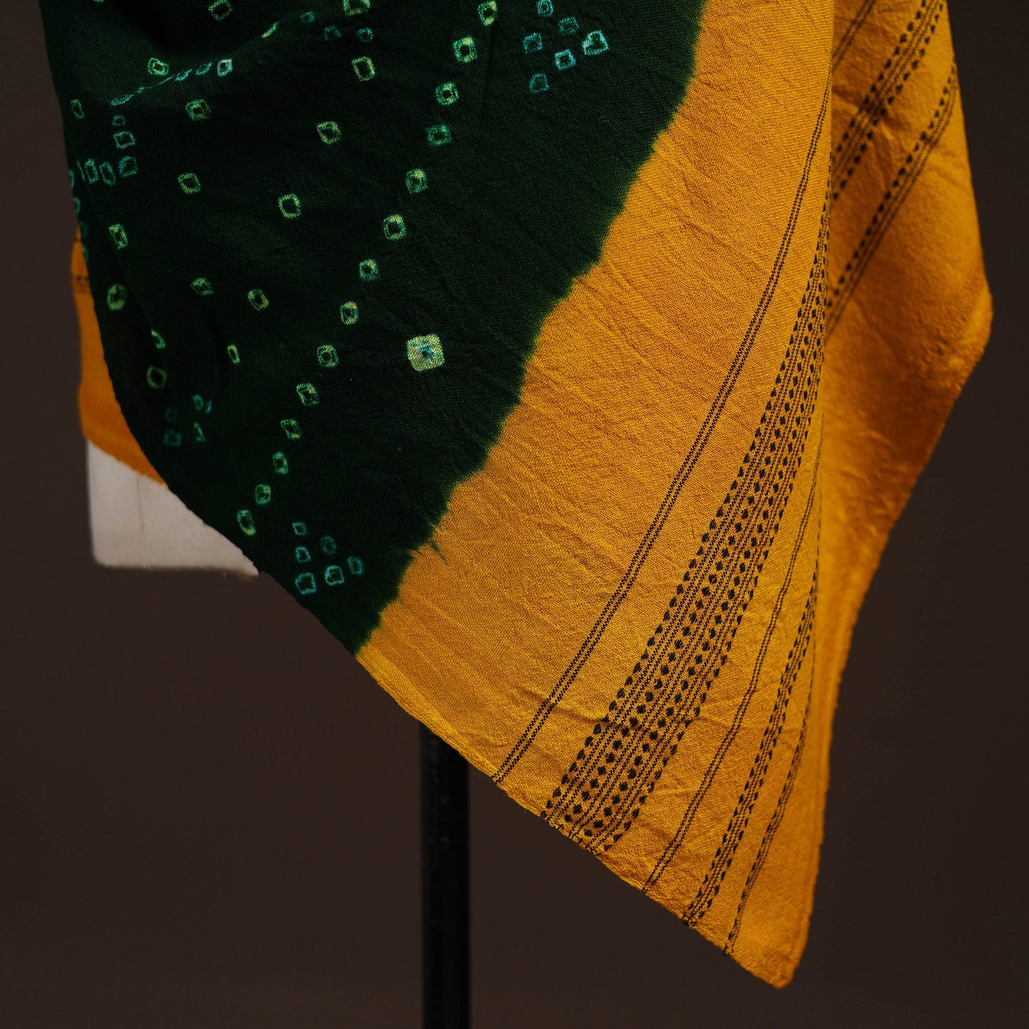 Kutch handwoven bandhani merino wool shawl 05 - handcrafted