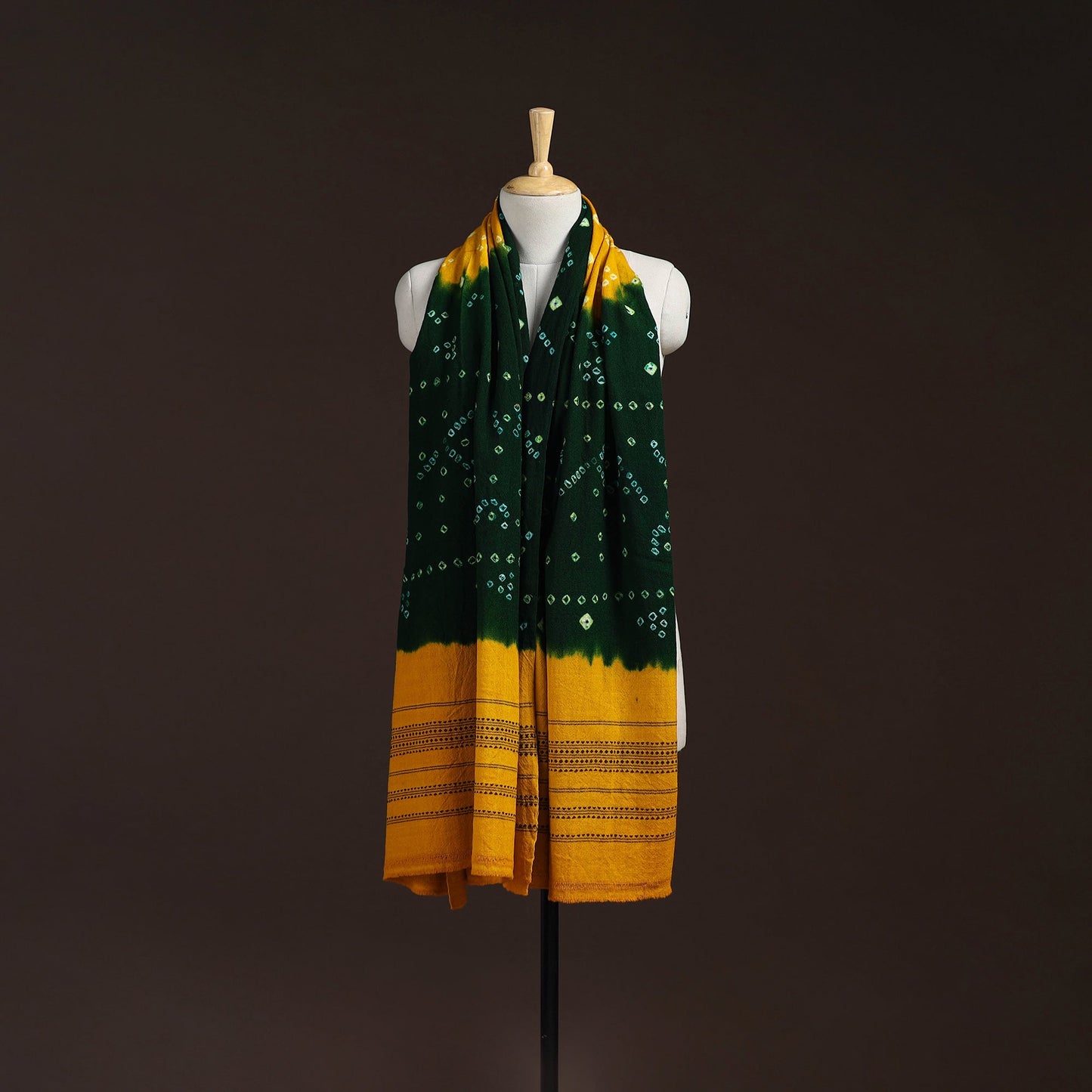 Kutch handwoven bandhani merino wool shawl 05 - handcrafted