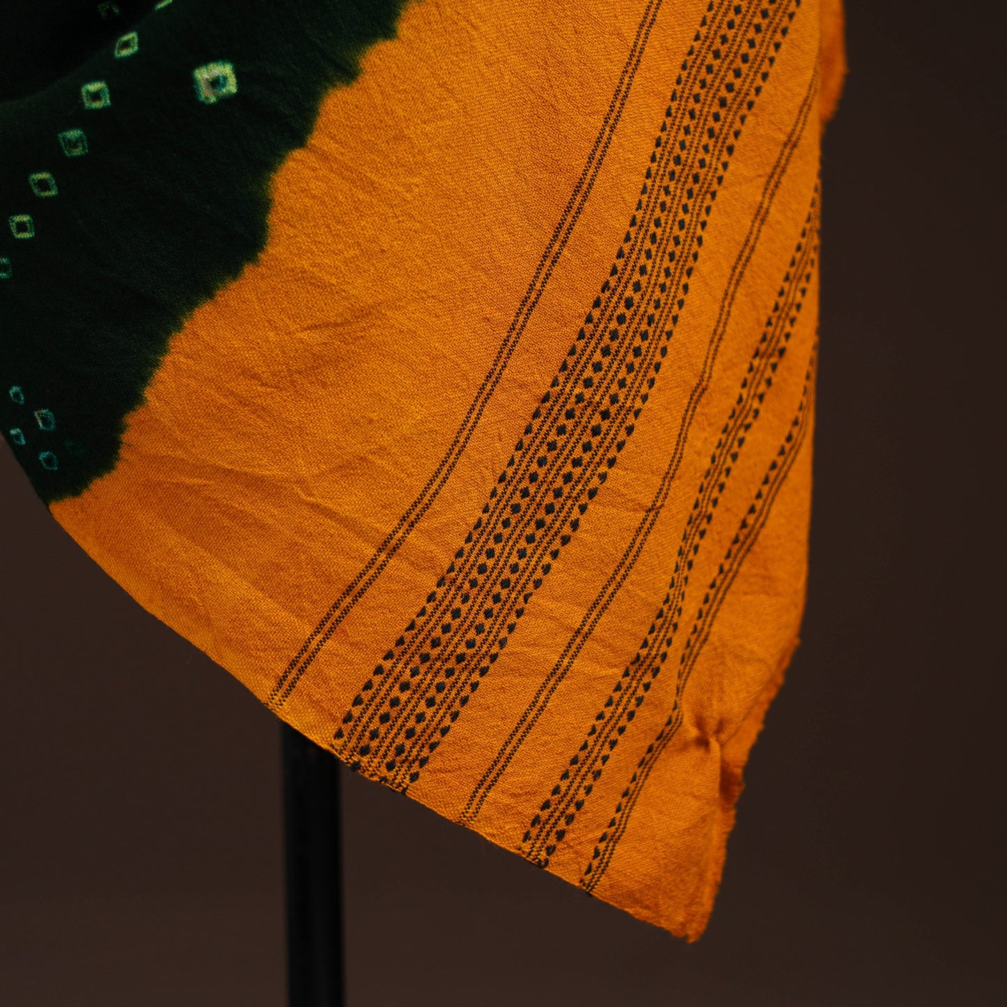 Kutch handwoven bandhani merino wool shawl 08 - handcrafted