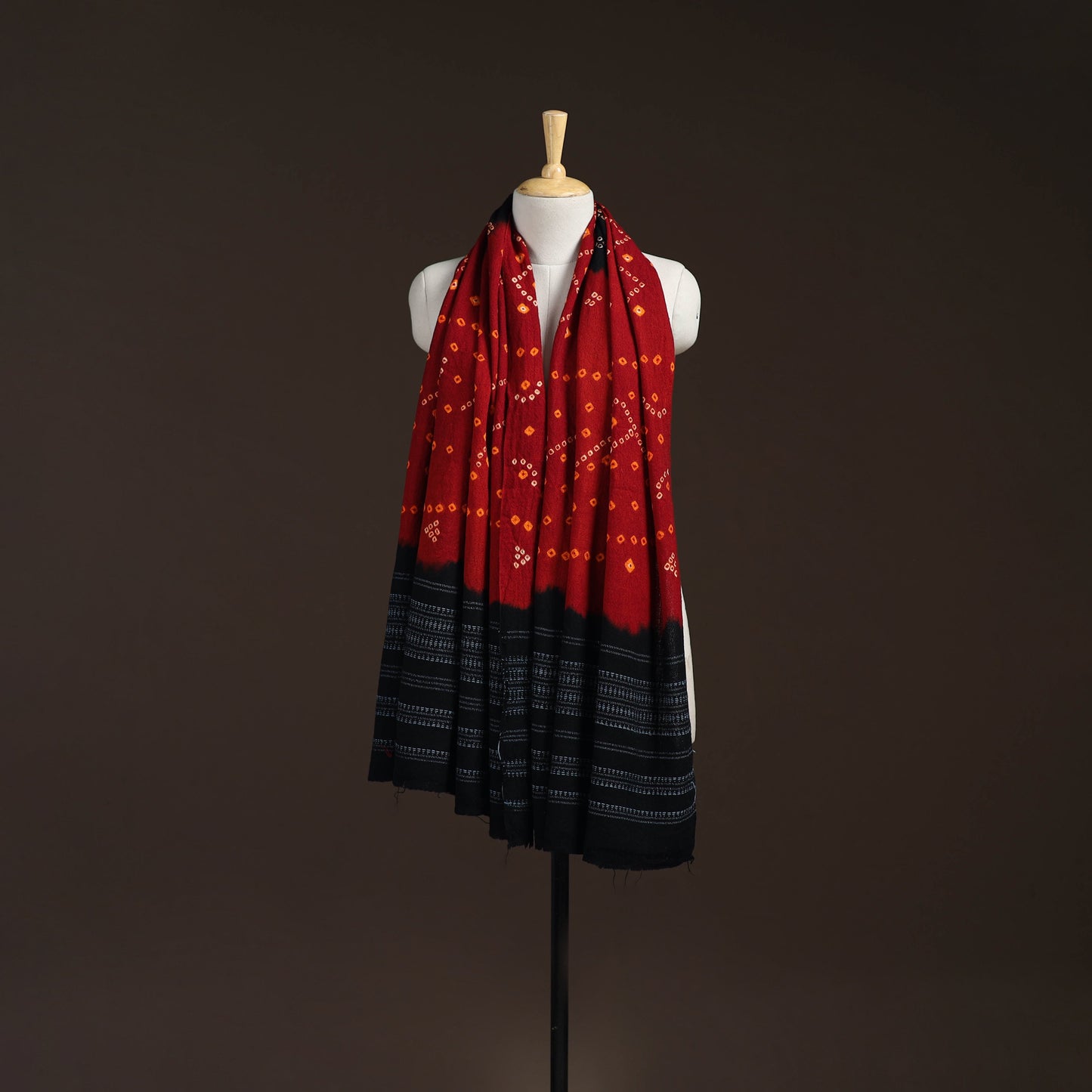 Kutch handwoven bandhani merino wool shawl 11 - handcrafted