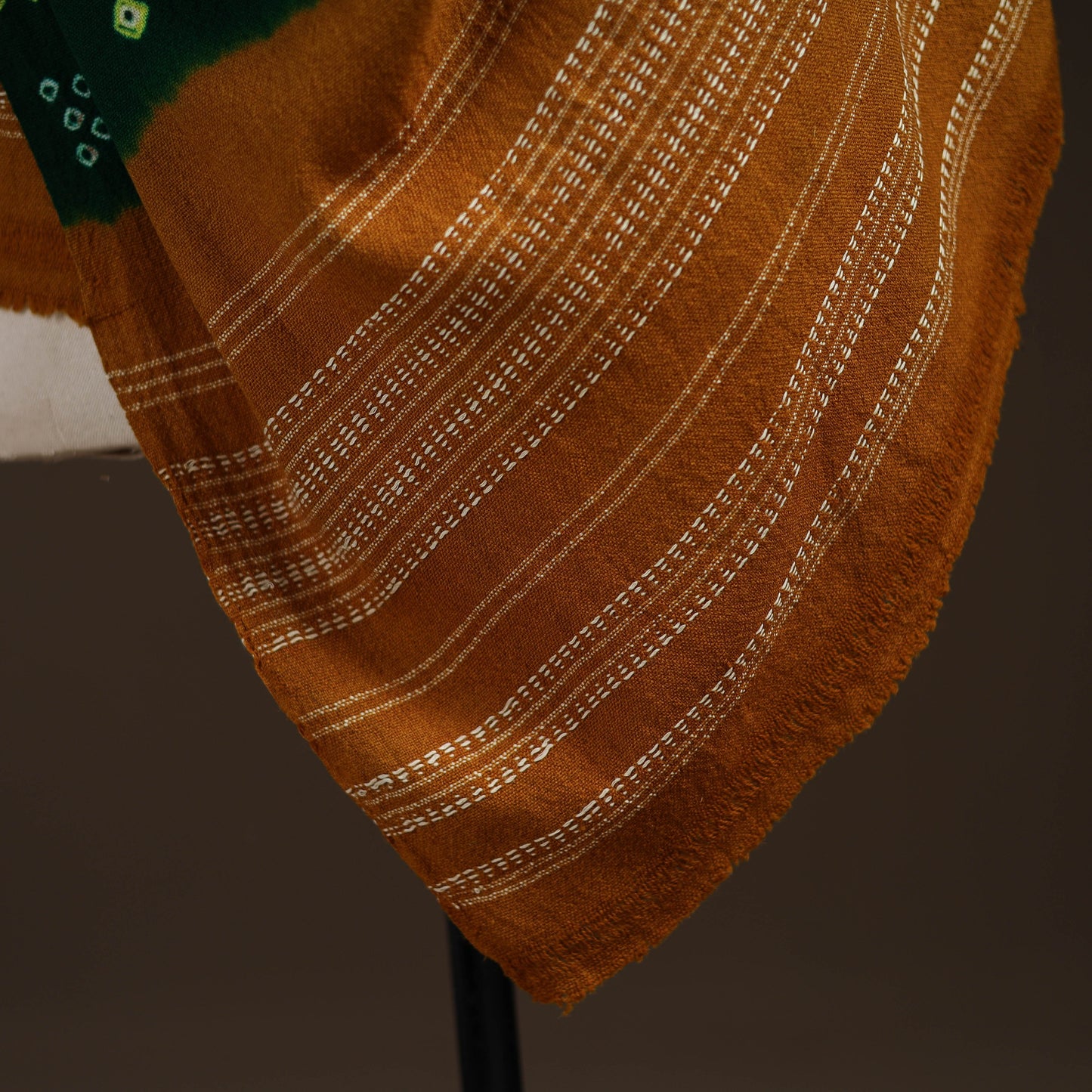 Kutch handwoven bandhani merino wool shawl 12 - handcrafted