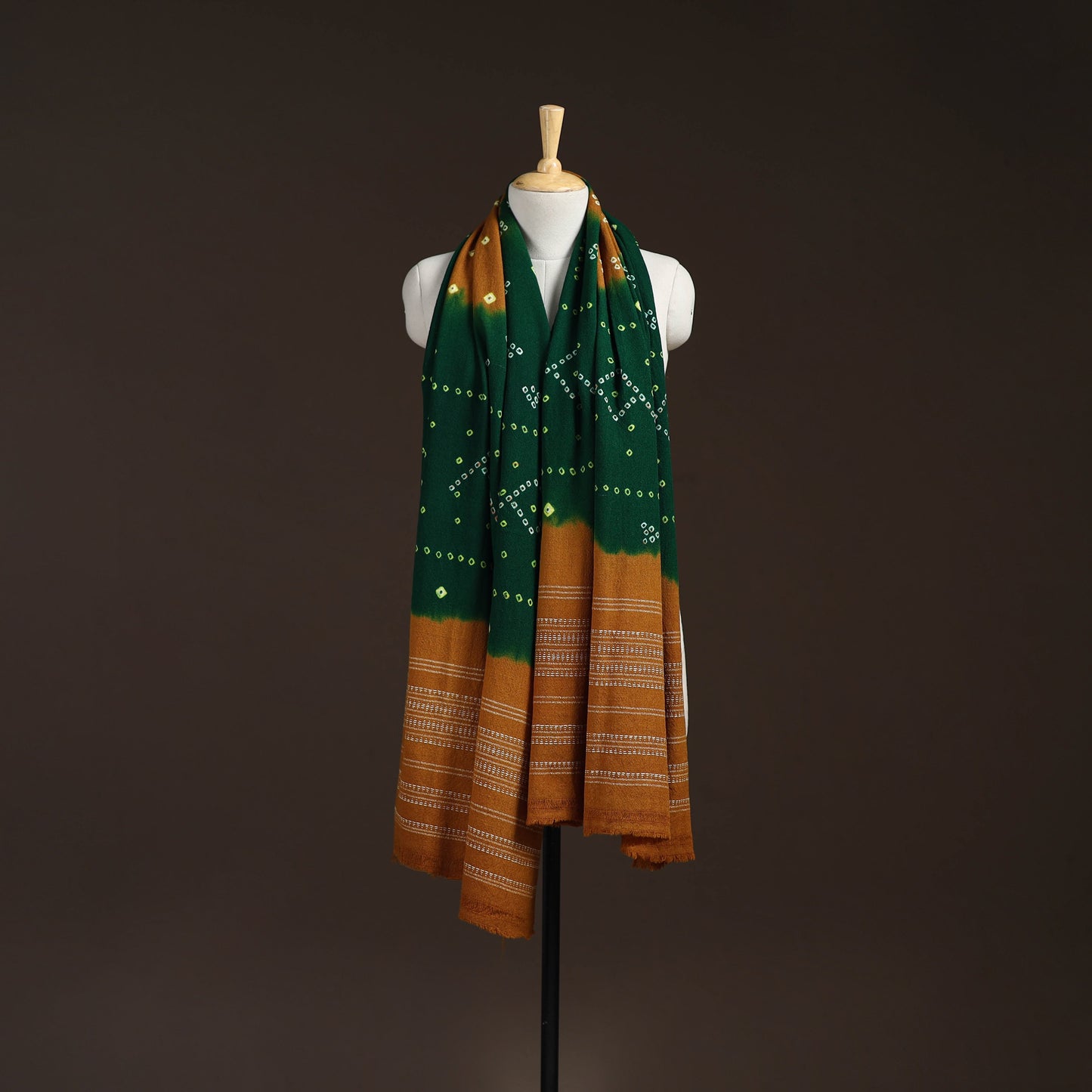 Kutch handwoven bandhani merino wool shawl 12 - handcrafted