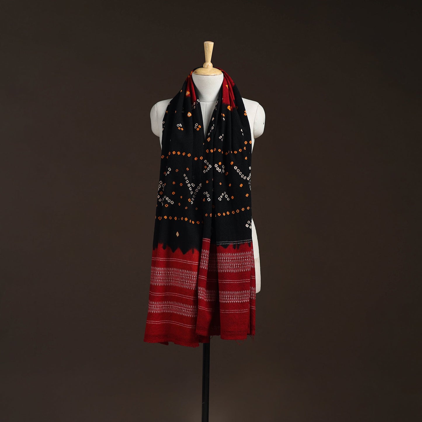 Kutch handwoven bandhani merino wool shawl 13 - handcrafted