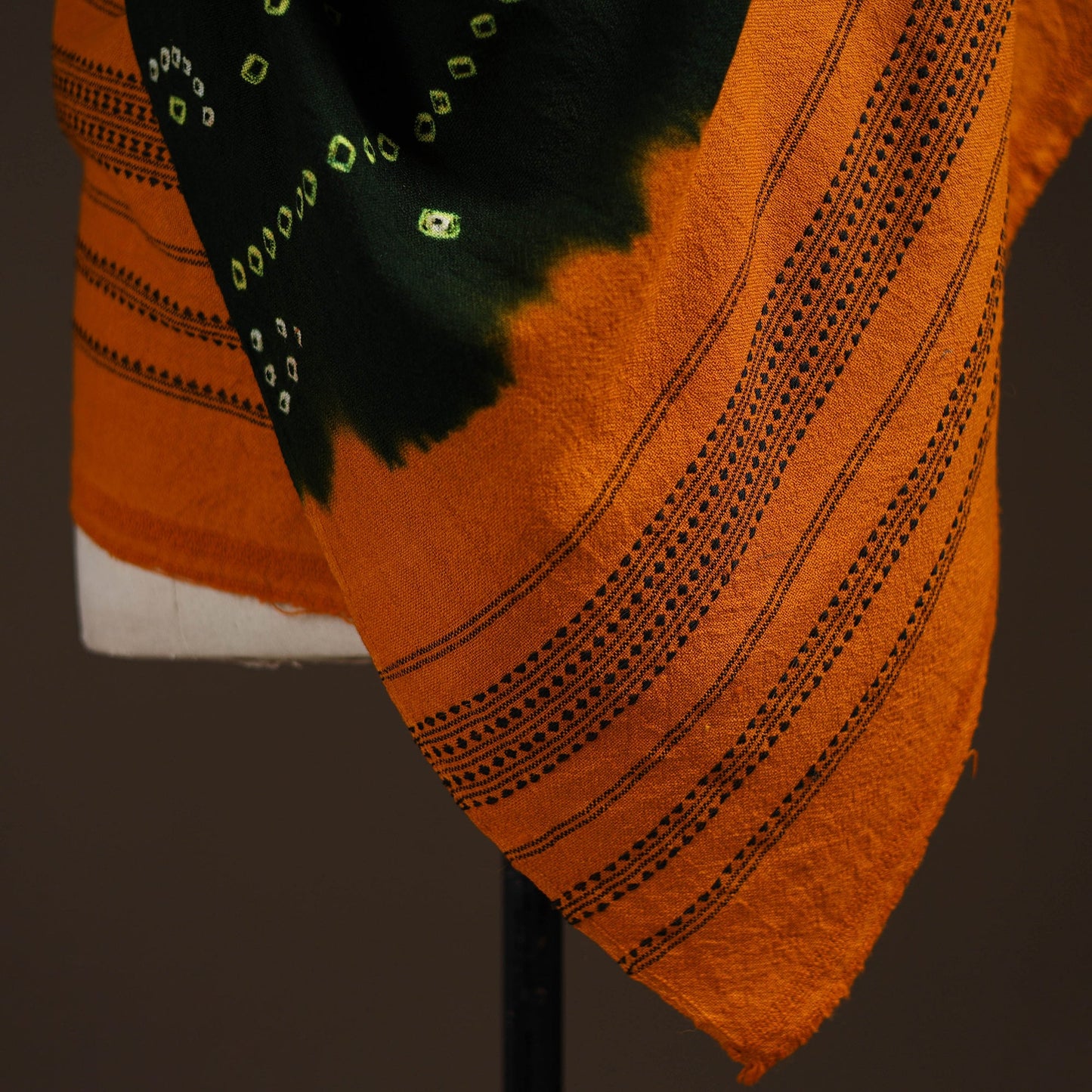 Kutch handwoven bandhani merino wool shawl 16 - handcrafted