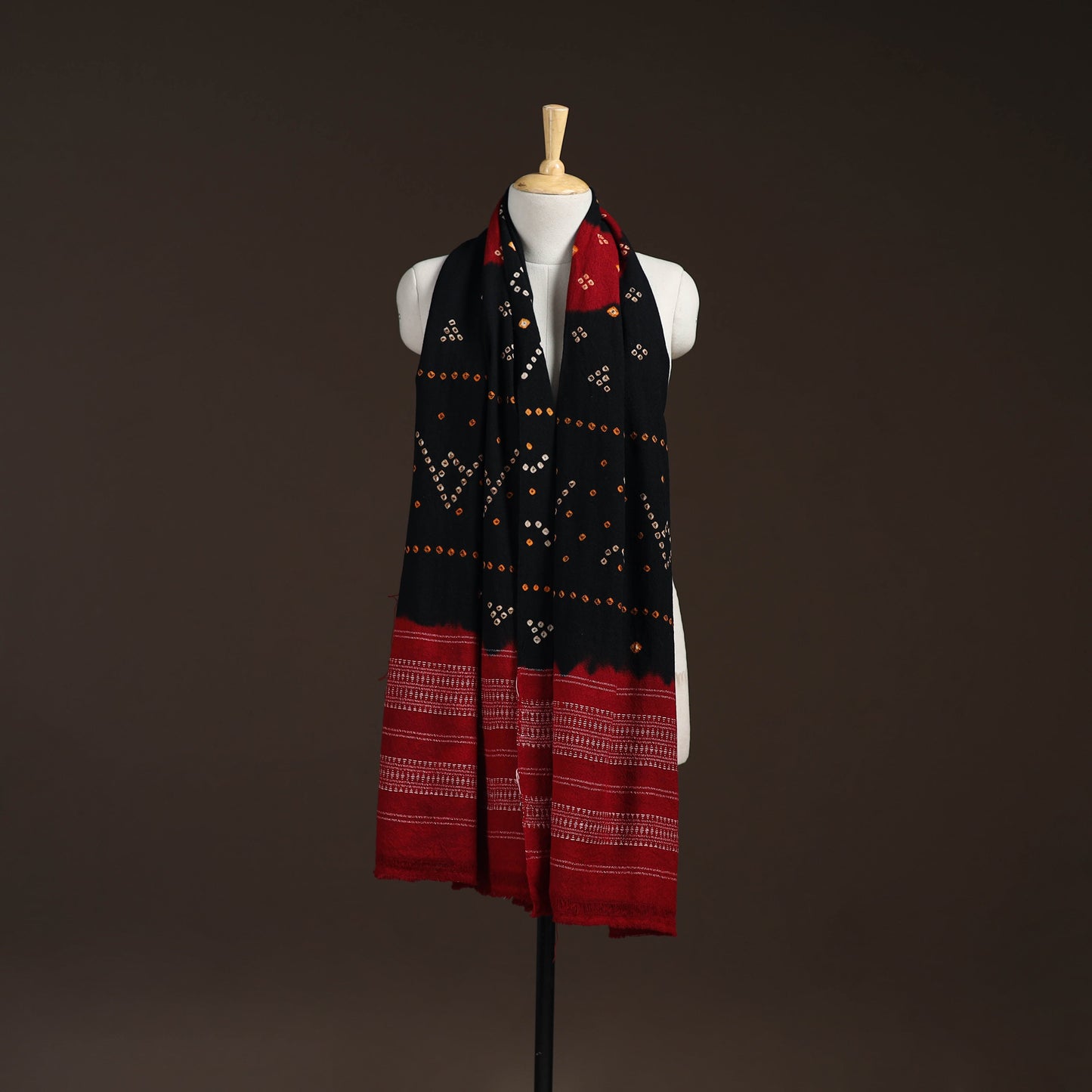 Kutch handwoven bandhani merino wool shawl 18 - handcrafted