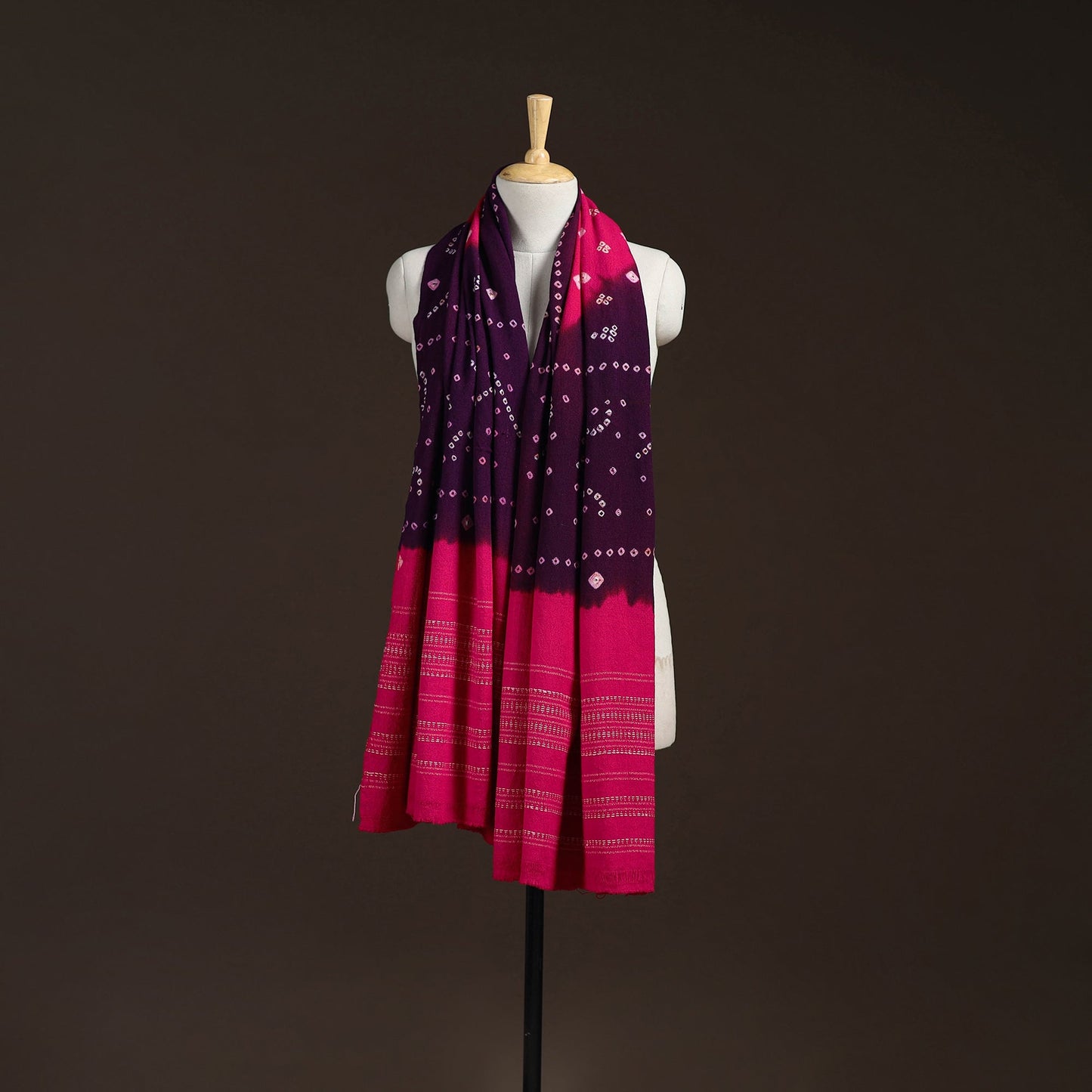 Kutch handwoven bandhani merino wool shawl 19 - handcrafted