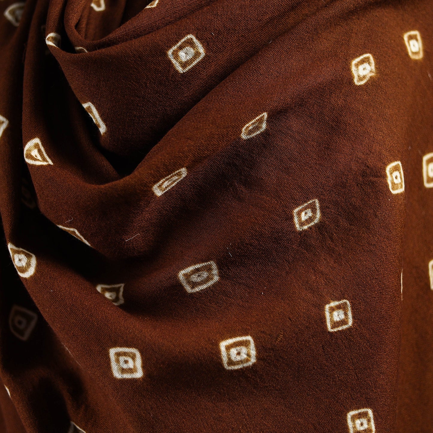 Kutch handwoven merino wool bandhani tie-dye shawl 129