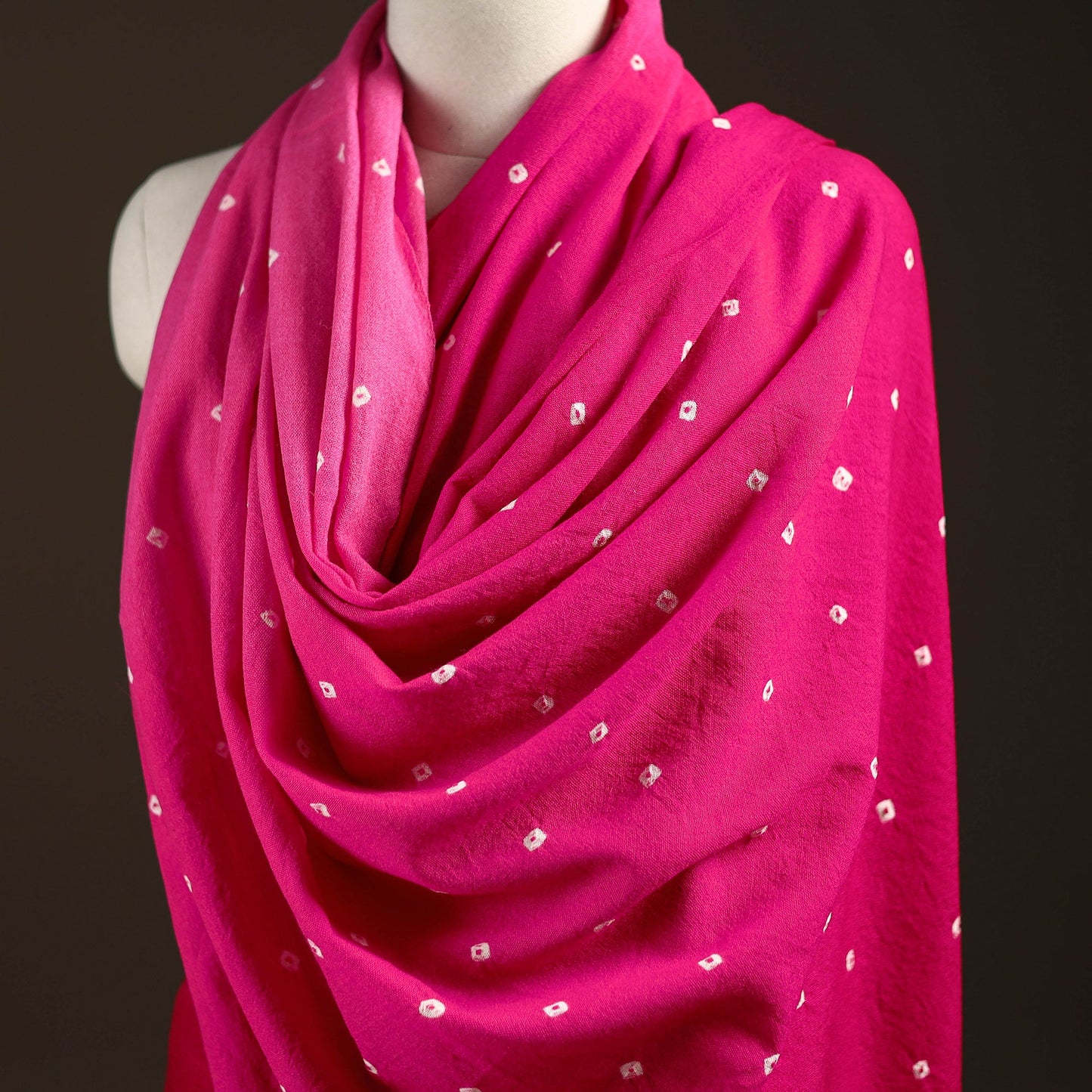 Kutch handwoven merino wool bandhani tie-dye shawl 134