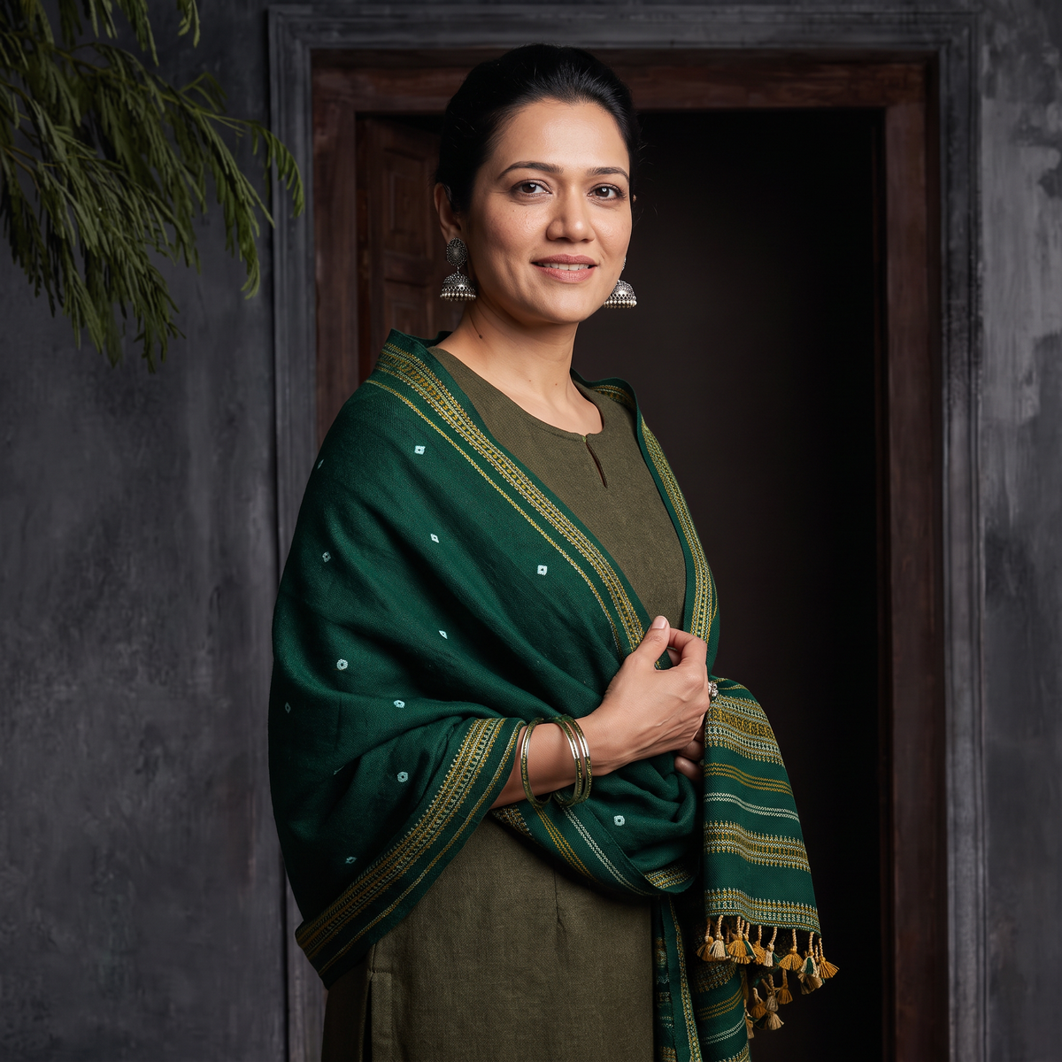 Green Kutch Handwoven Merino Wool Bandhani Tie-Dye Shawl, worn by a model, AI visual of the shawl, iTokri