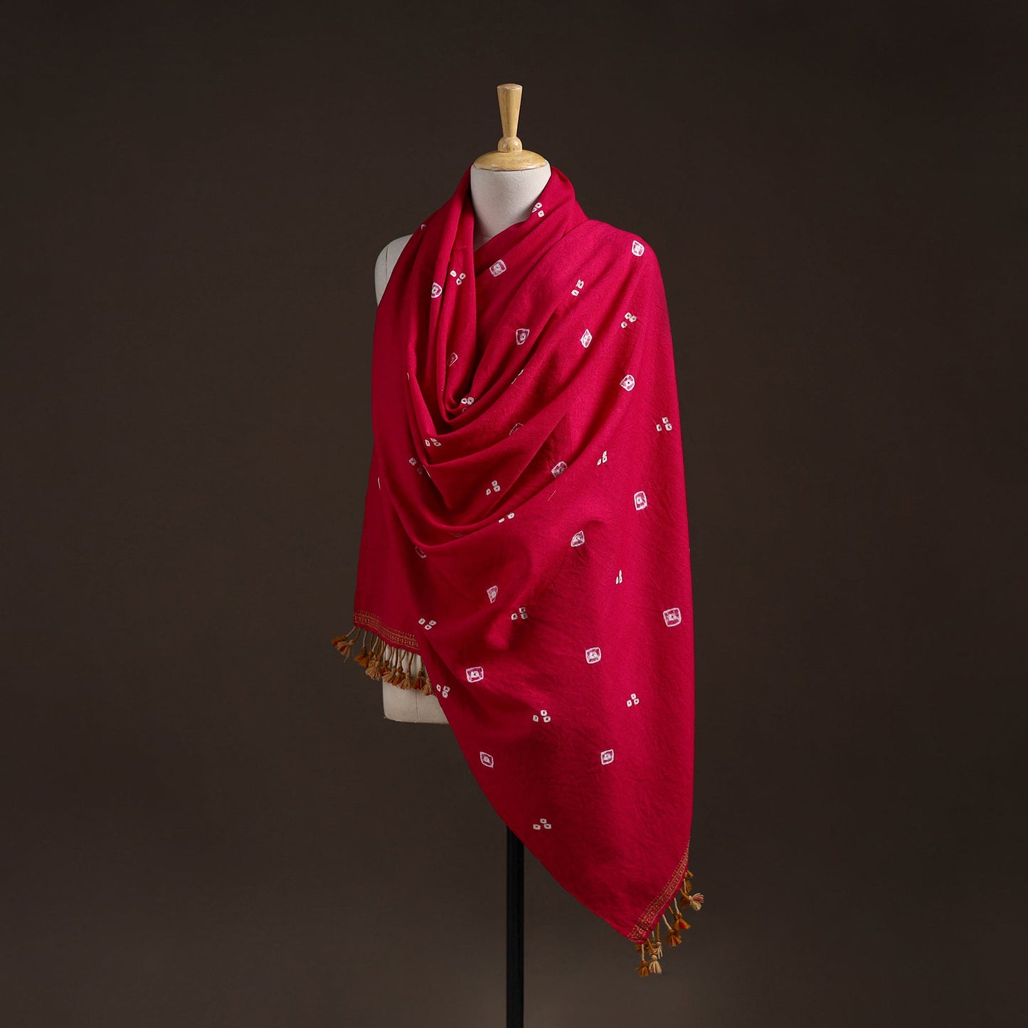 Kutch handwoven merino wool bandhani tie-dye shawl 26