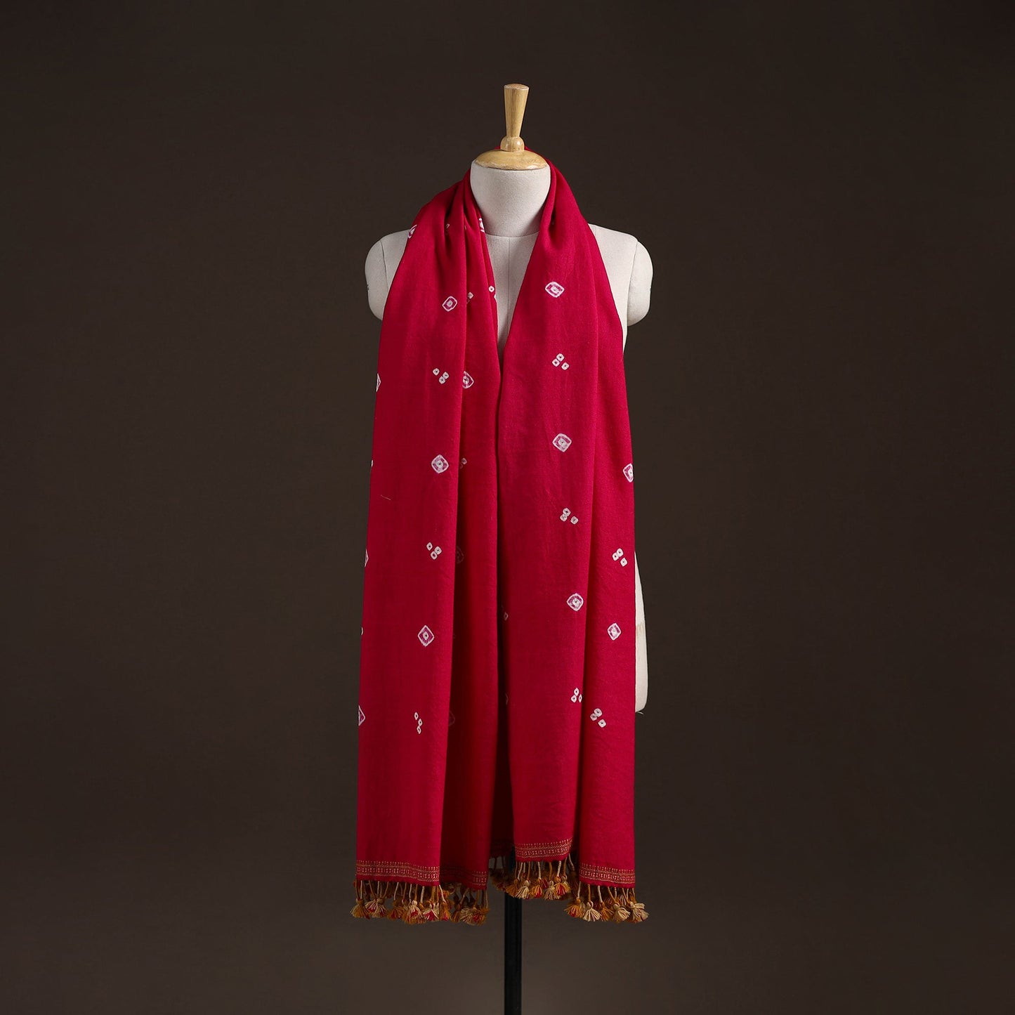 Kutch handwoven merino wool bandhani tie-dye shawl 26