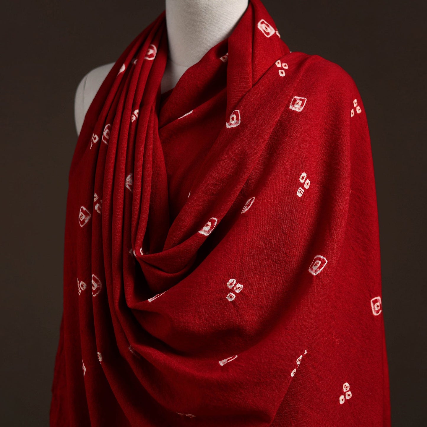 Kutch handwoven merino wool bandhani tie-dye shawl 27