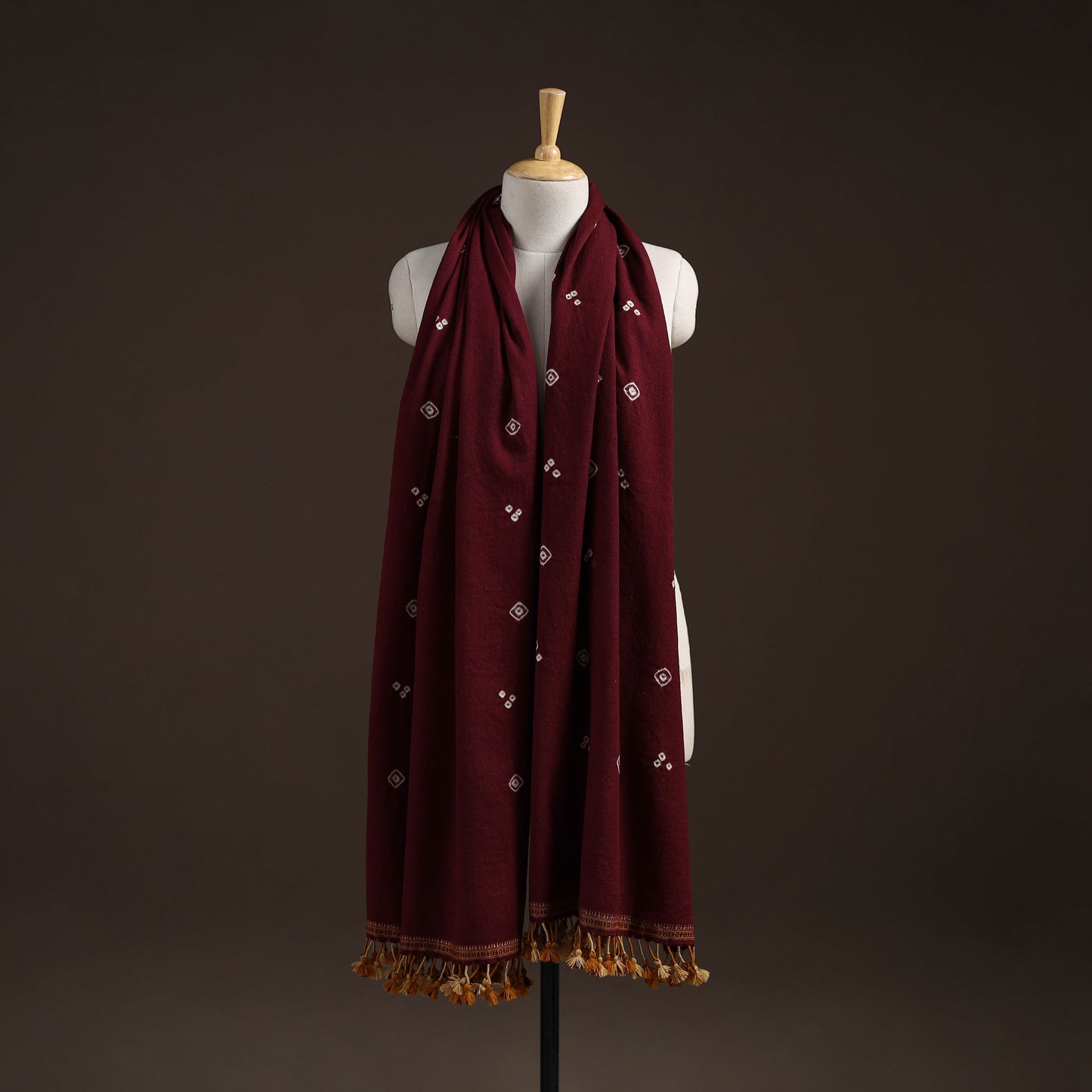 Kutch handwoven merino wool bandhani tie-dye shawl 28