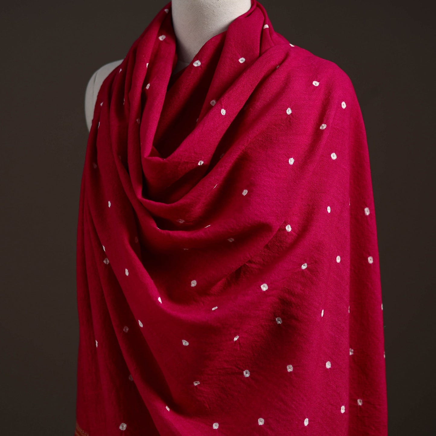 Kutch handwoven merino wool bandhani tie-dye shawl 38