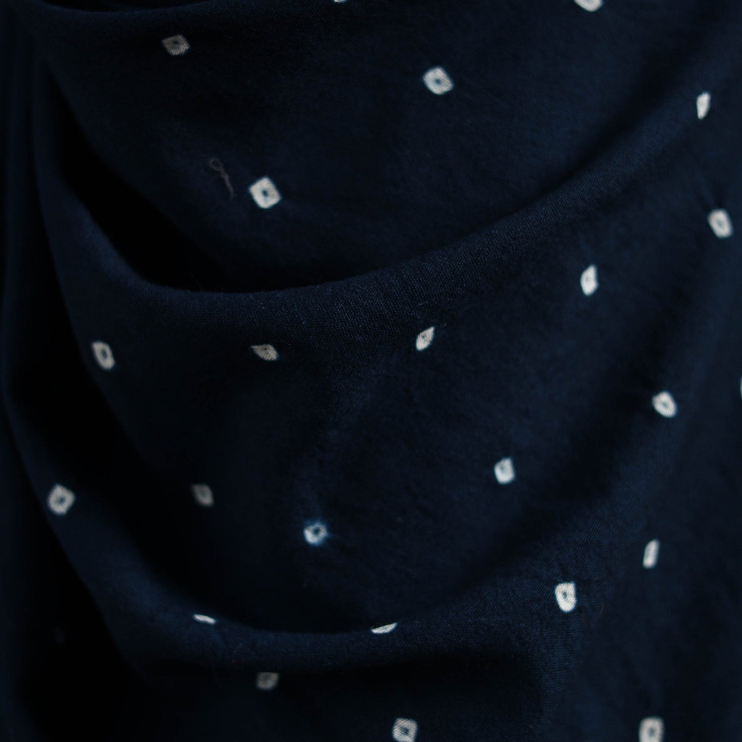 Kutch handwoven merino wool bandhani tie-dye shawl 39