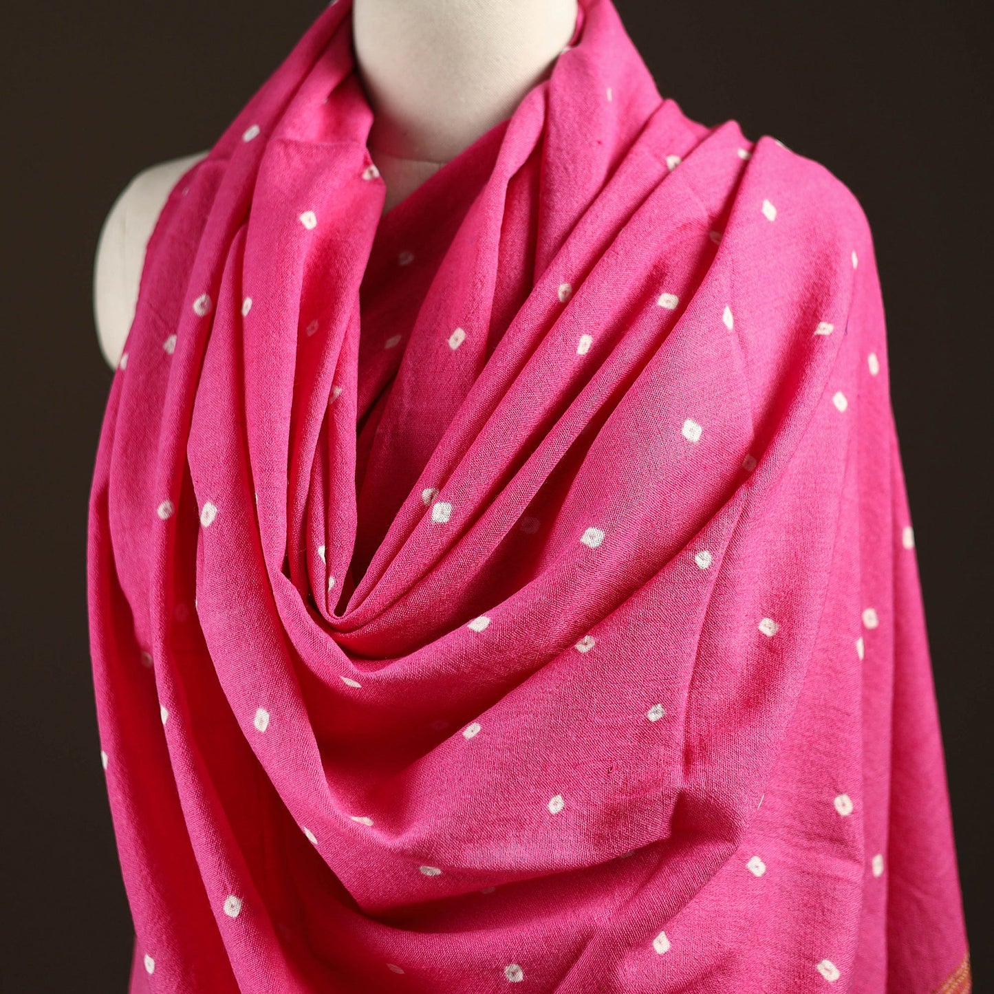 Kutch handwoven merino wool bandhani tie-dye shawl 78