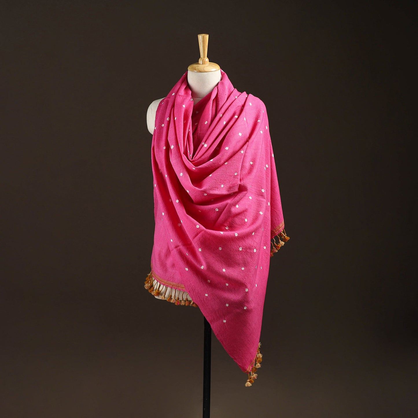 Kutch handwoven merino wool bandhani tie-dye shawl 78