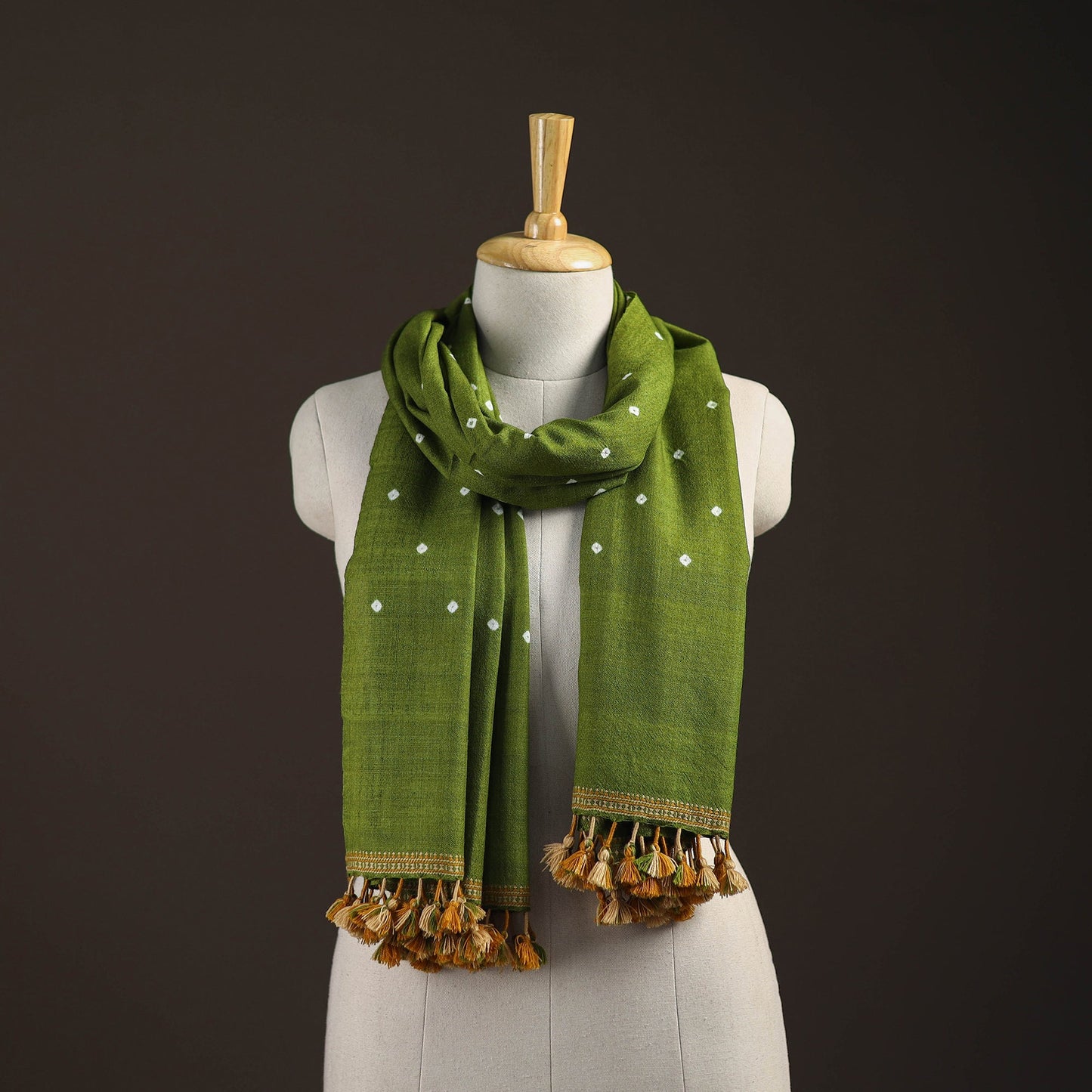 Kutch handwoven merino wool bandhani tie-dye stole 163