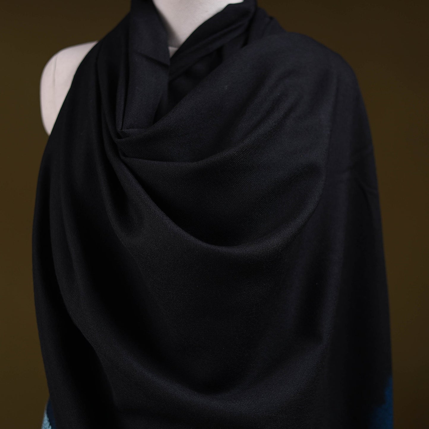 Kutch handwoven merino wool shawl 35 - handcrafted