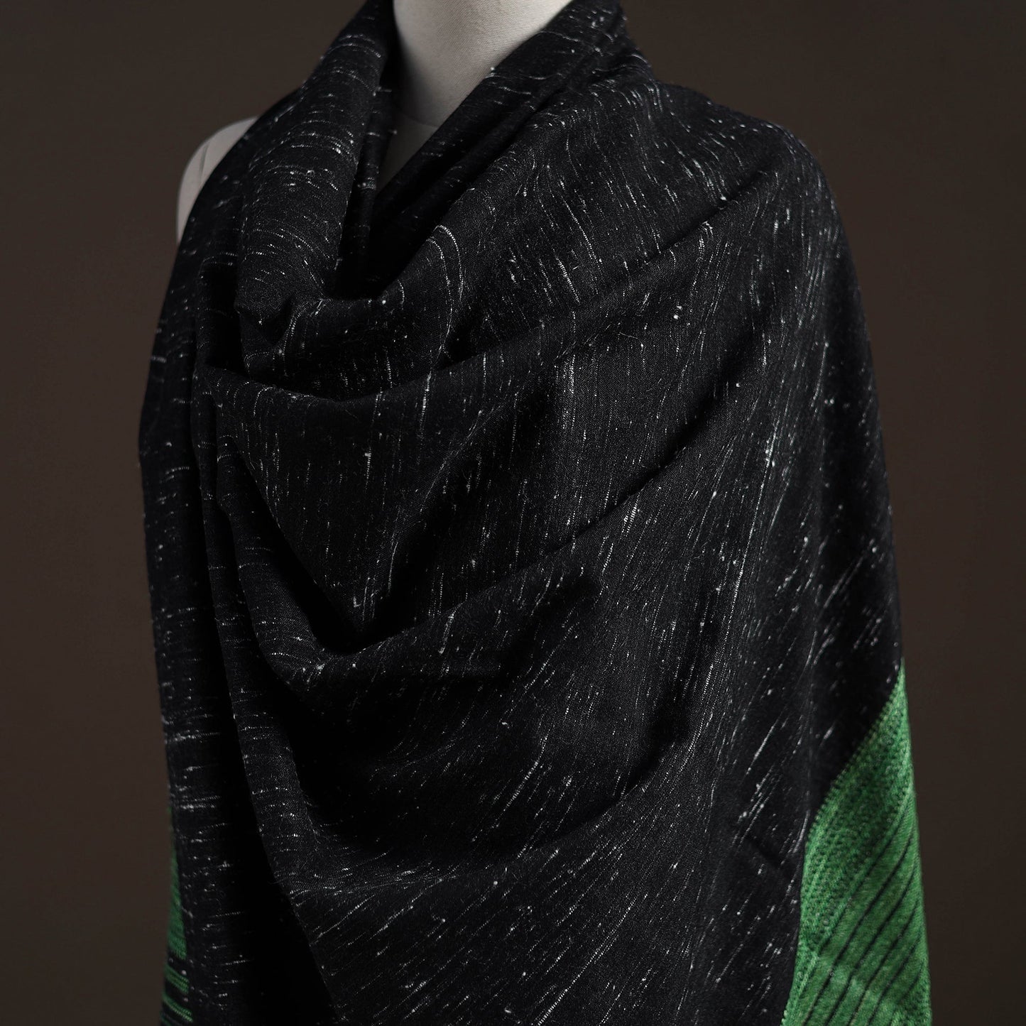 Kutch handwoven merino wool shawl 40 - handcrafted