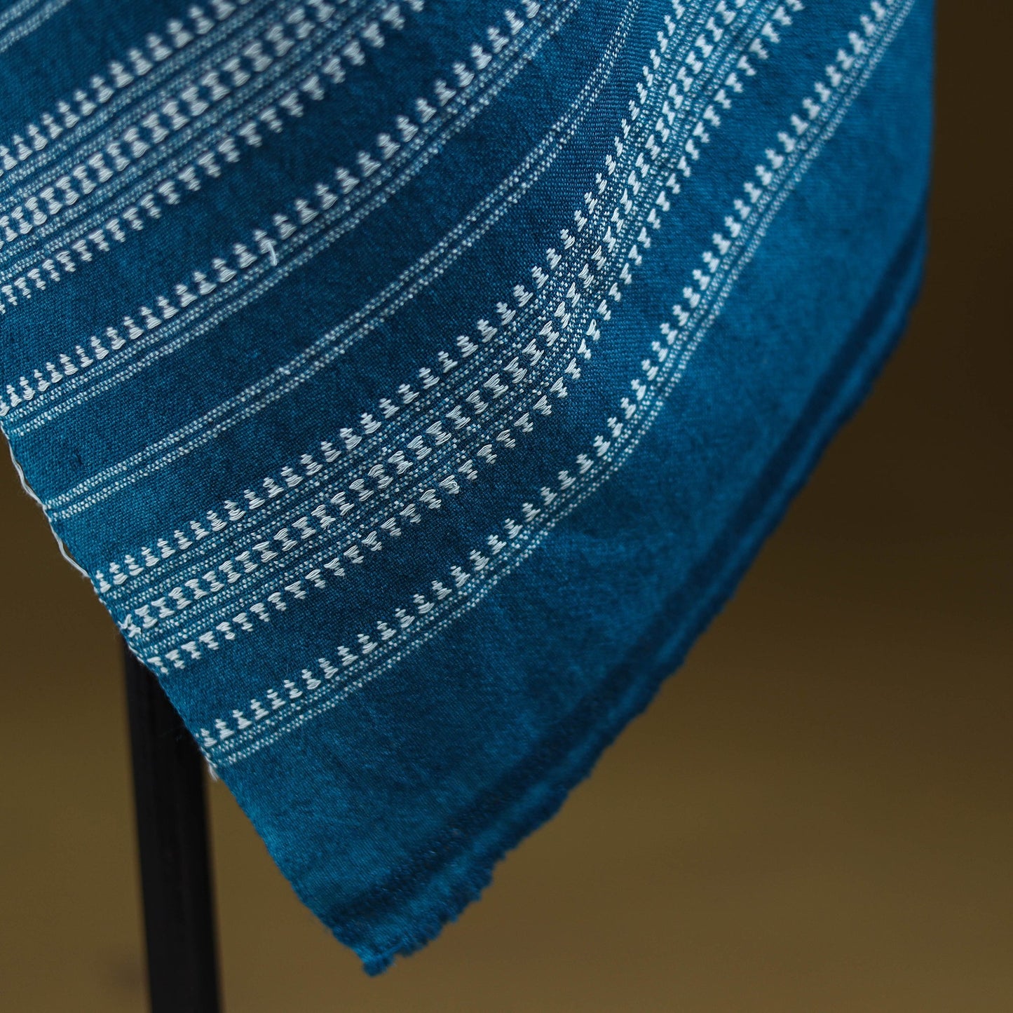 Kutch handwoven merino wool shawl 44 - handcrafted