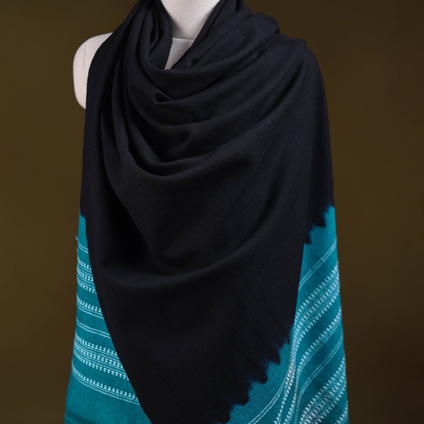 Kutch handwoven merino wool shawl 45 - handcrafted