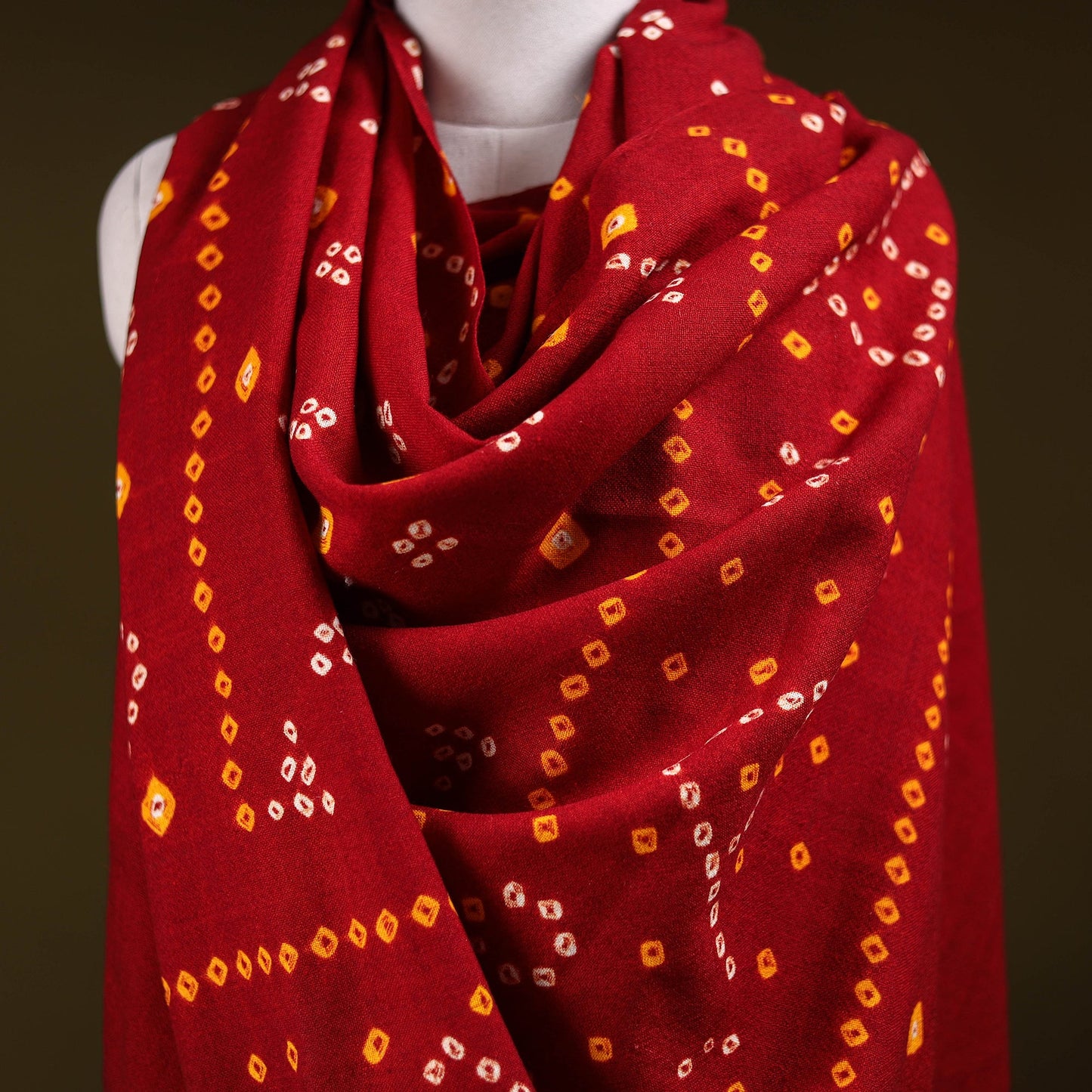 Kutch handwoven merino wool tie-dye bandhani shawl 19