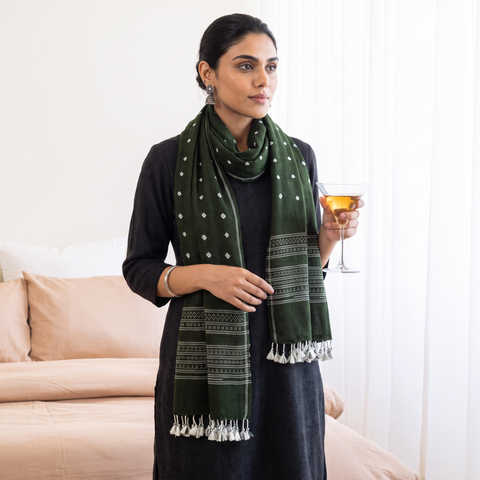Green Kutch Handwoven Merino Wool Tie-Dye Bandhani Stole, worn by a woman, AI visual of the stole, iTokri