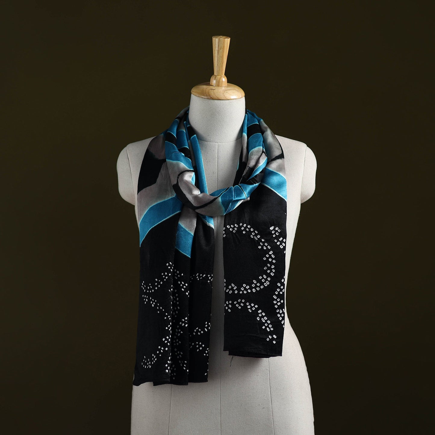 Kutch modal silk clamp dyed bandhani stole 08 - handcrafted