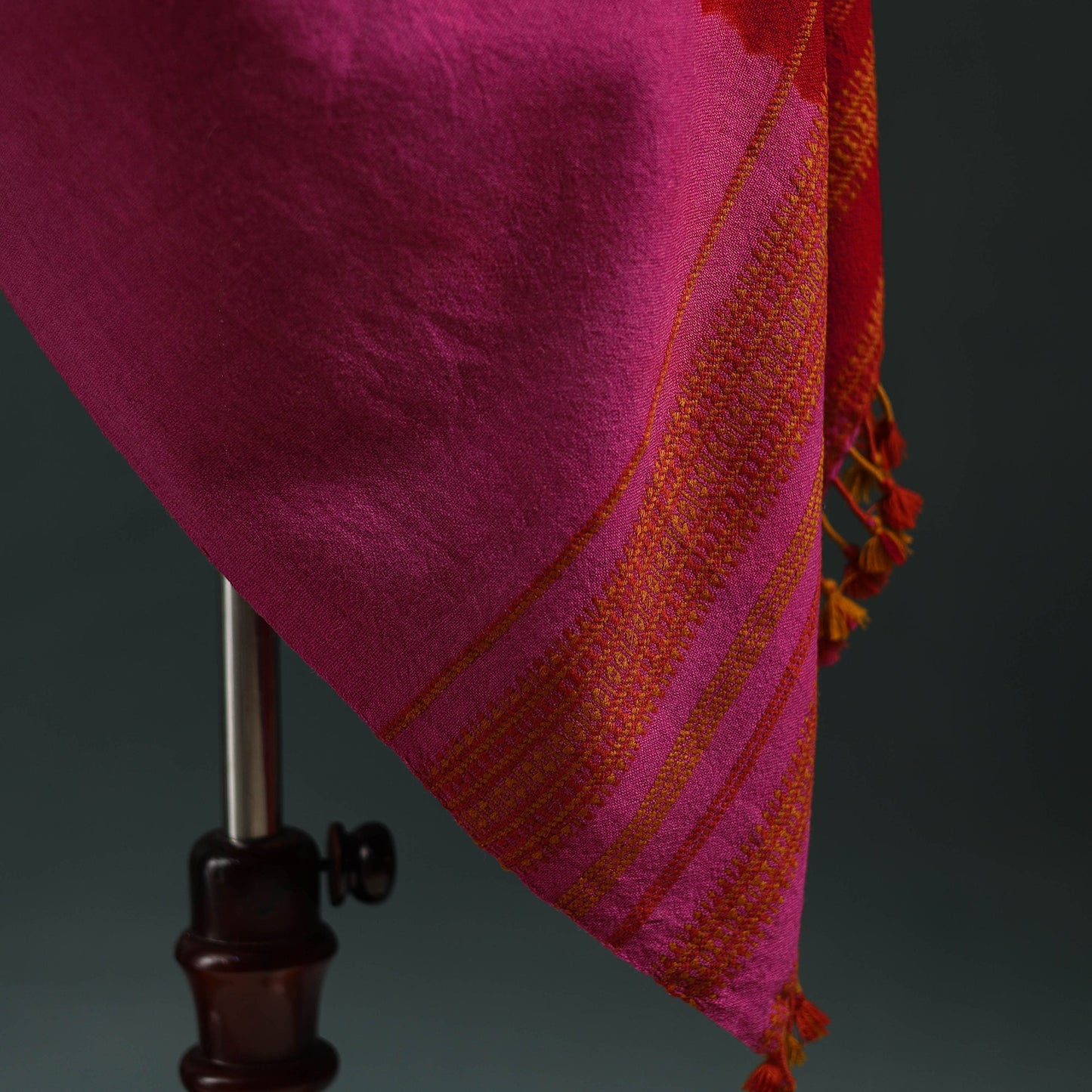 Kutch shibori tie-dye handwoven merino wool shawl 01