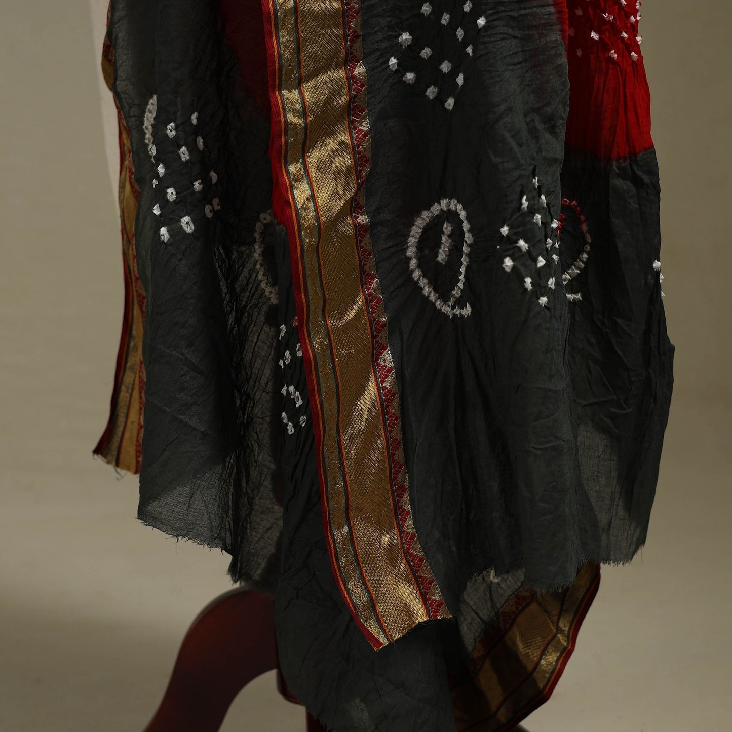 Kutch tie-dye cotton bandhani dupatta 35 - handcrafted