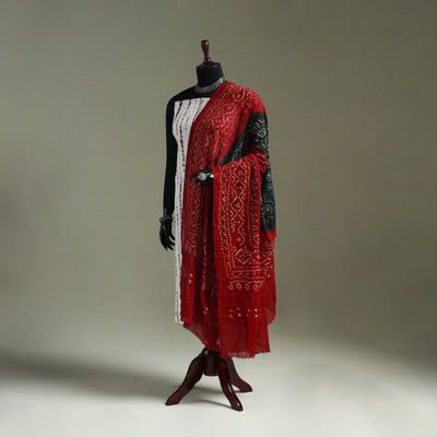 Kutch tie-dye pure mul cotton bandhani dupatta 02