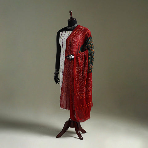 Kutch tie-dye pure mul cotton bandhani dupatta 16