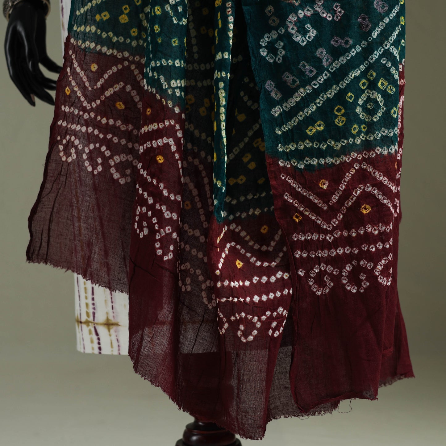 Kutch tie-dye pure mul cotton bandhani dupatta 19