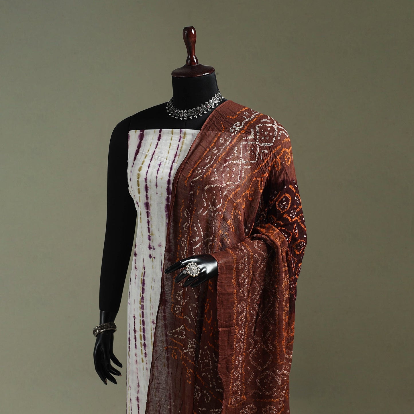 Kutch tie-dye pure mul cotton bandhani dupatta 35