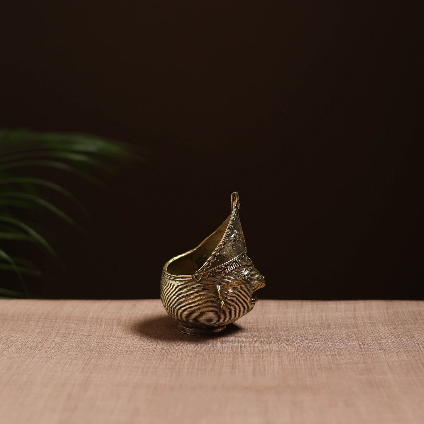  Dokra Art Handmade Metal Craft Pen Stand 