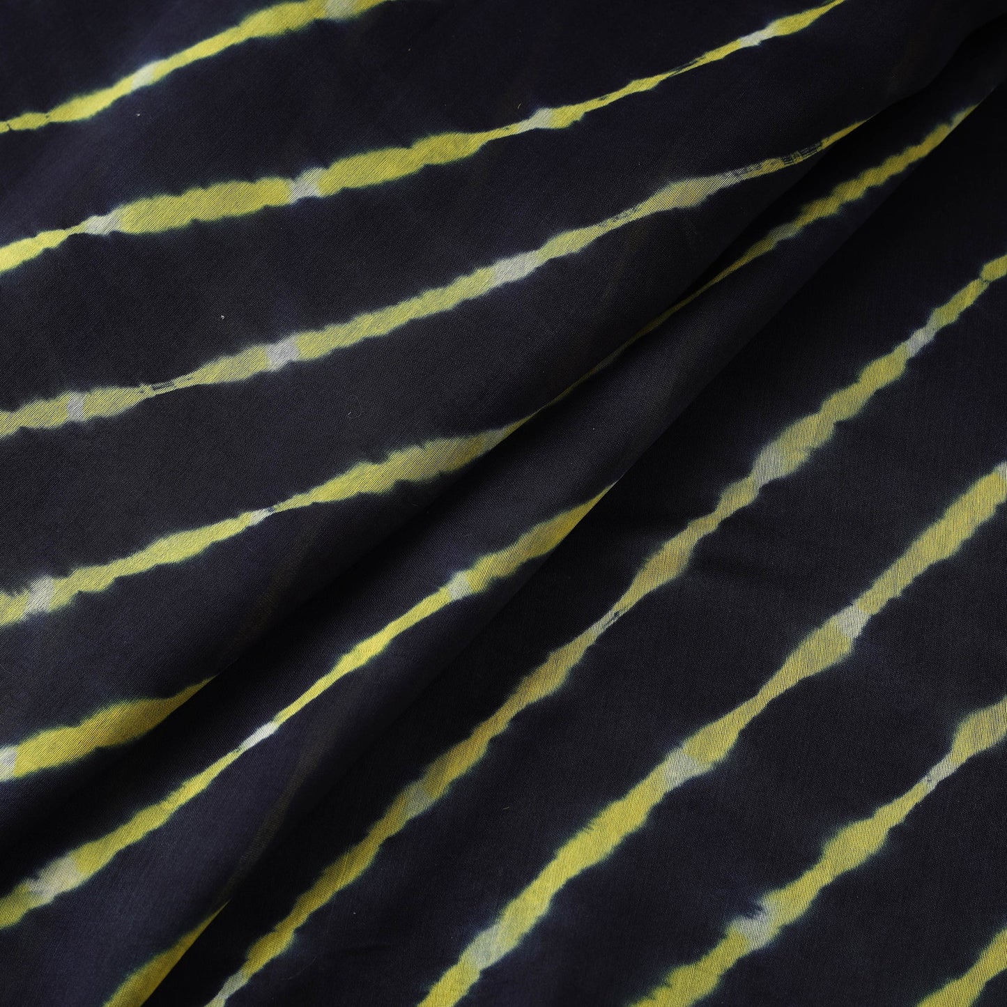 Leheriya tie-dye chanderi silk fabric 12 - handcrafted