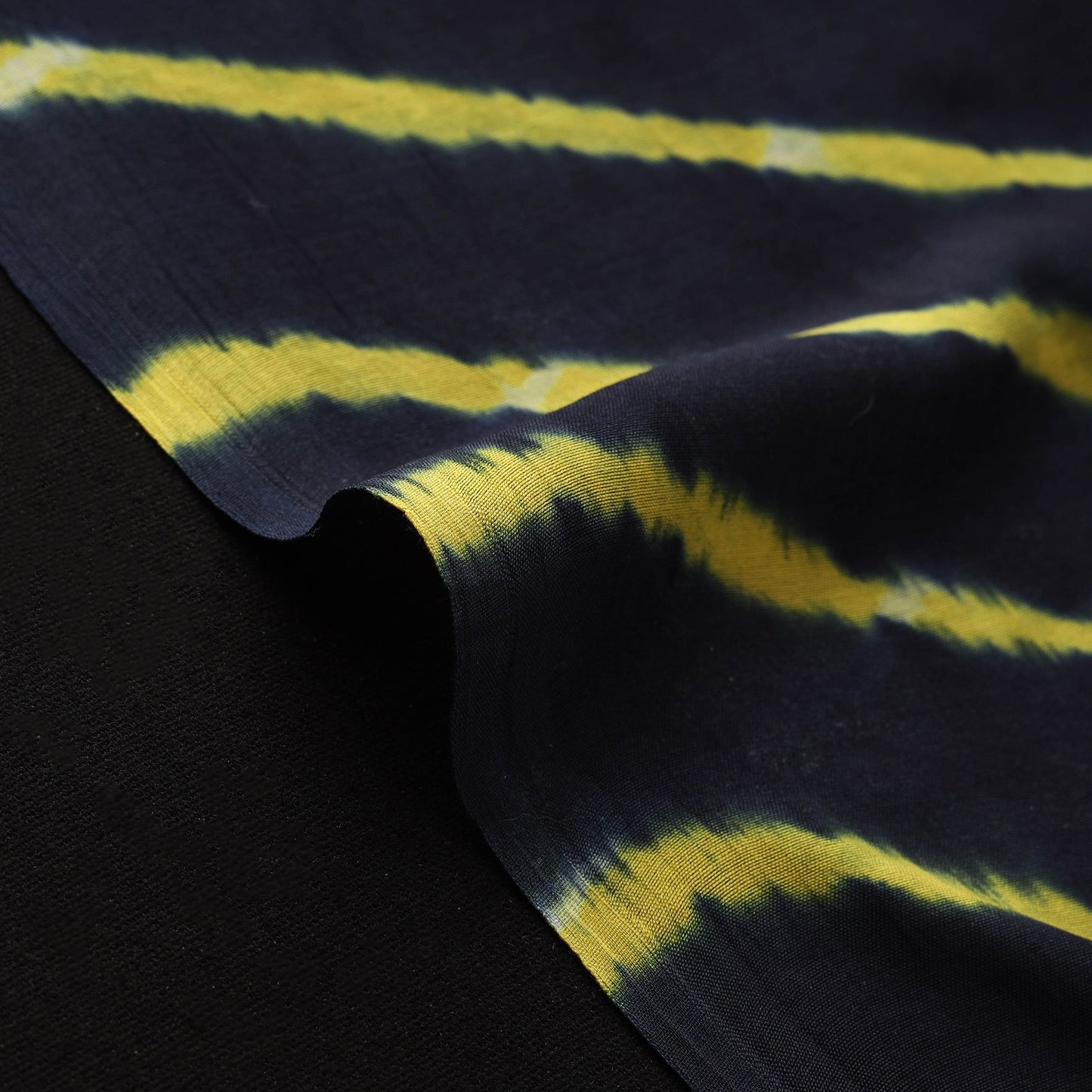 Leheriya tie-dye chanderi silk fabric 12 - handcrafted