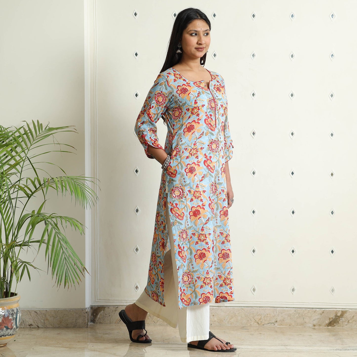 Buy Sanganeri Block Printed Mul Cotton Straight Kurta Online at iTokri.com