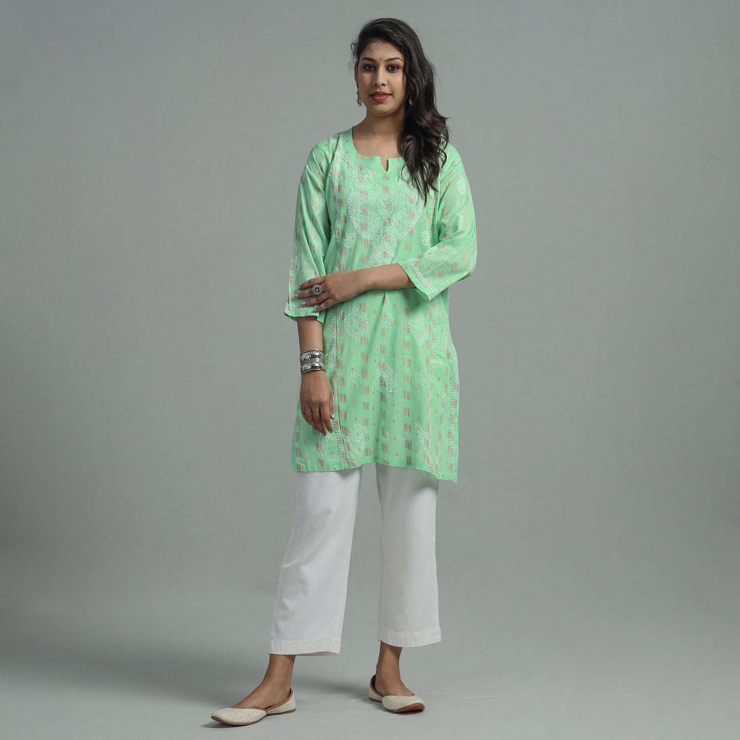  Chikankari Hand Embroidered Silk Cotton Kurta with Zari Work Online at iTokri.com