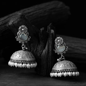 Light grey - saanjh bela flower & leaves oxidised jhumka