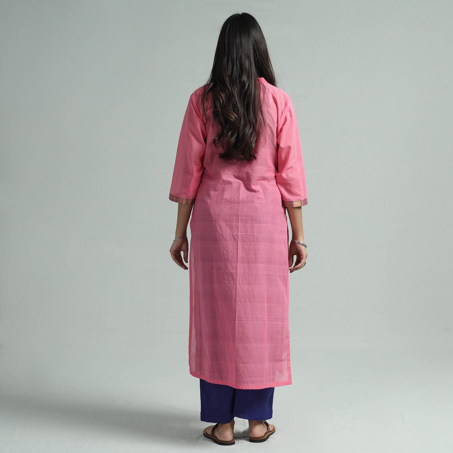 Buy Mangalagiri Handloom Cotton Kurta with Palazzo & Dupatta Set Online at iTokri.com