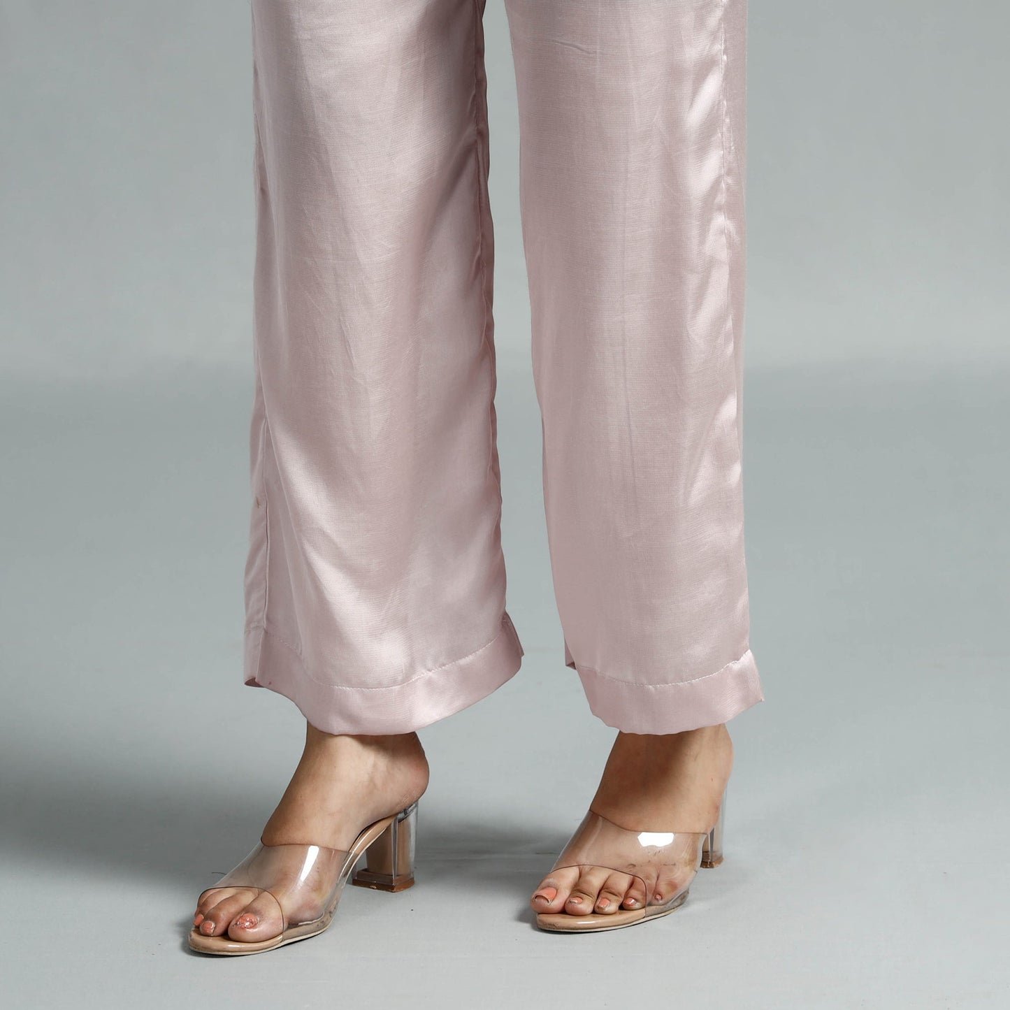Buy Plain Modal Silk Elasticated Pant Online at iTokri.com