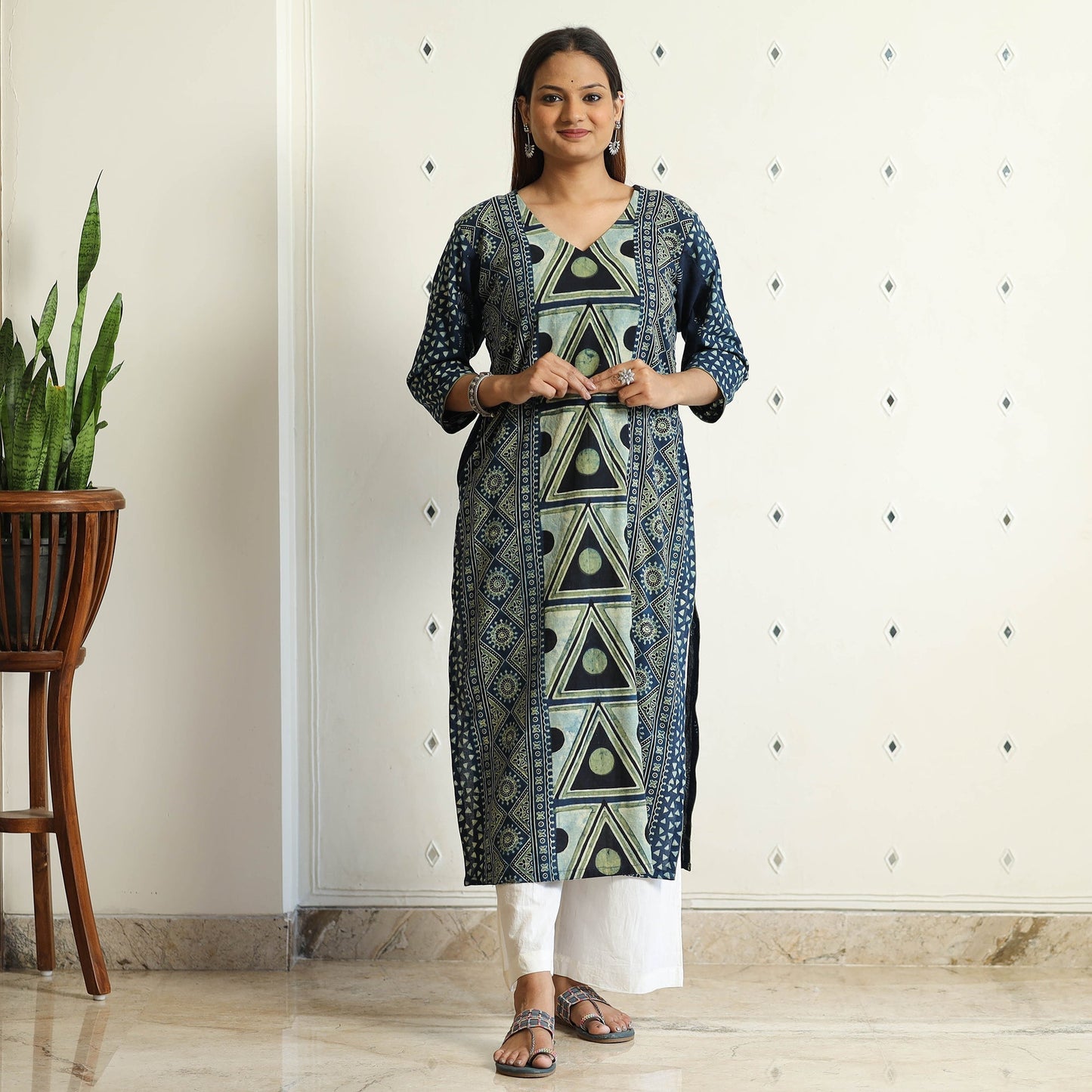  Limited Stock! Ajrakh Block Printed Cotton Straight Kurta Online at iTokri.com