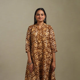 A-line cotton hand batik kurta for women 02 - handcrafted